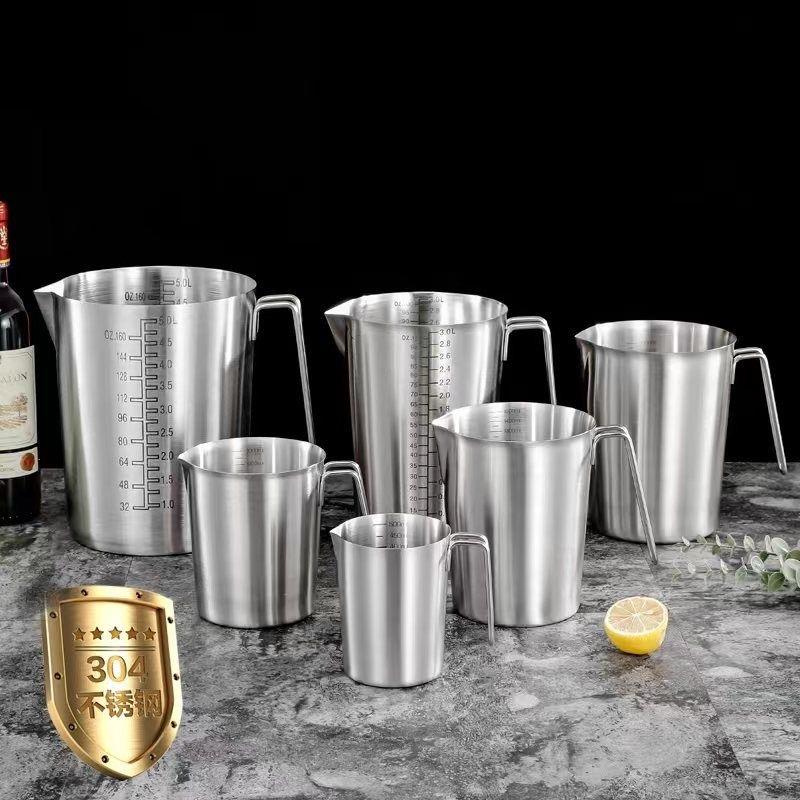 304不锈钢量杯带刻度奶茶咖啡店专用量杯厨房家用烘焙量筒拉花杯