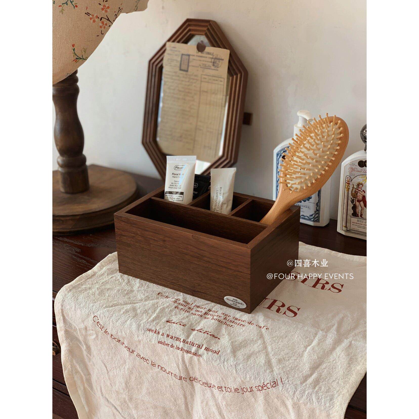 木质桌面收纳摆件化妆刷办公室收纳化妆刷卧室覆古香水梳妆柜子