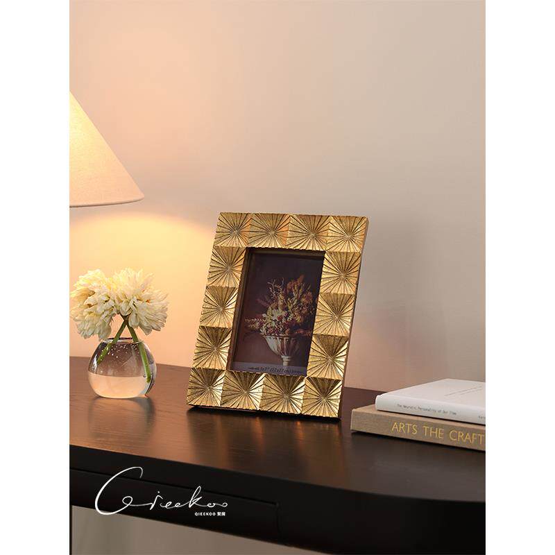 契阔家居卧室客厅桌面玄关摆件轻奢鎏金艺术树脂玻璃照片相框摆台
