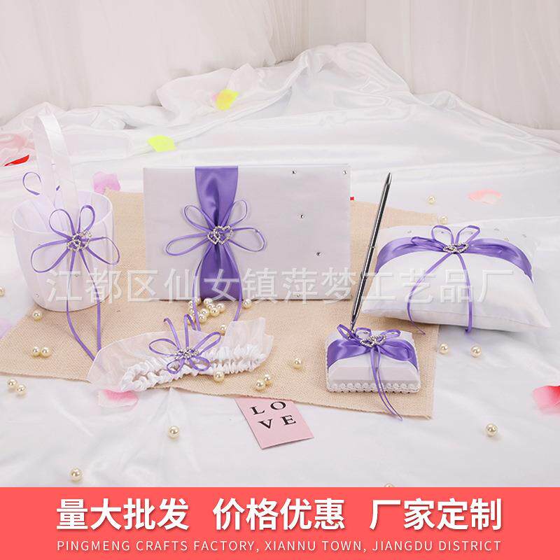 婚礼用品花篮戒枕签到本笔座袜带笔套装厂家