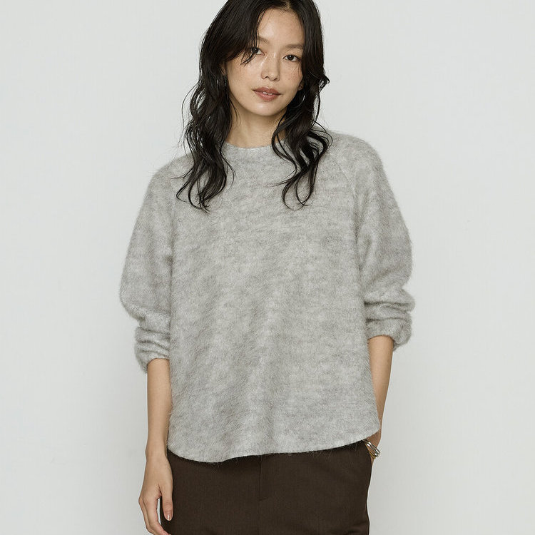 莎迪蕊原创设计女装2025宽松毛衣秋冬极简风灰黑