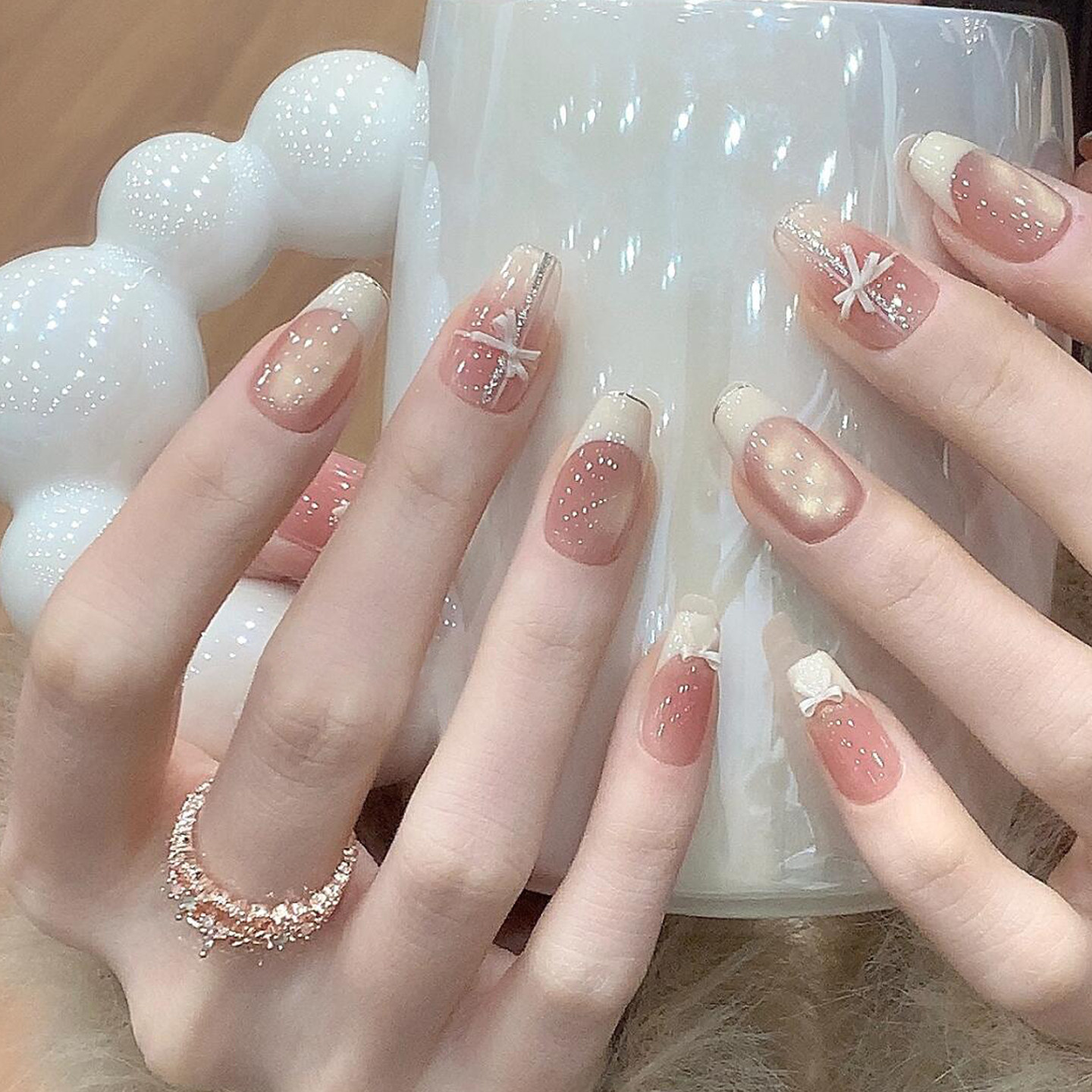 植兔手工穿戴甲短款法式奶白裸色猫眼高级感美甲显白绝美指甲贴片,彩妆/香水/美妆工具,穿戴甲/甲片,淘宝优惠券,粉丝福利购,淘宝优惠卷