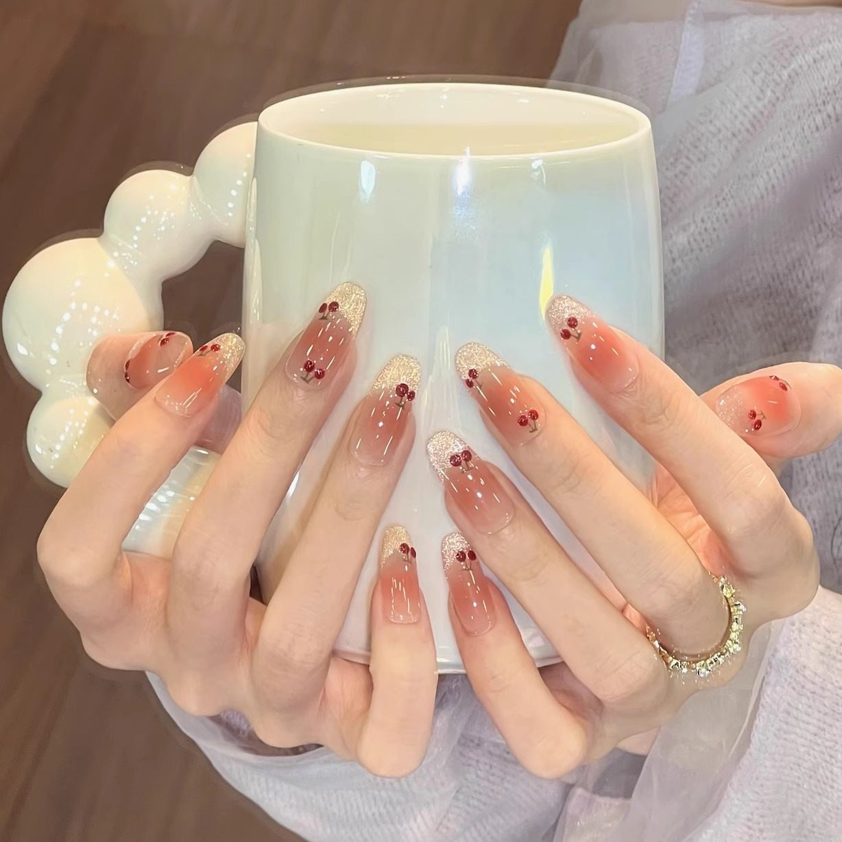 通勤显白樱桃猫眼杏仁穿戴甲中长款2025新款纯手工高级感美甲贴片,彩妆/香水/美妆工具,穿戴甲/甲片,淘宝优惠券,粉丝福利购,淘宝优惠卷