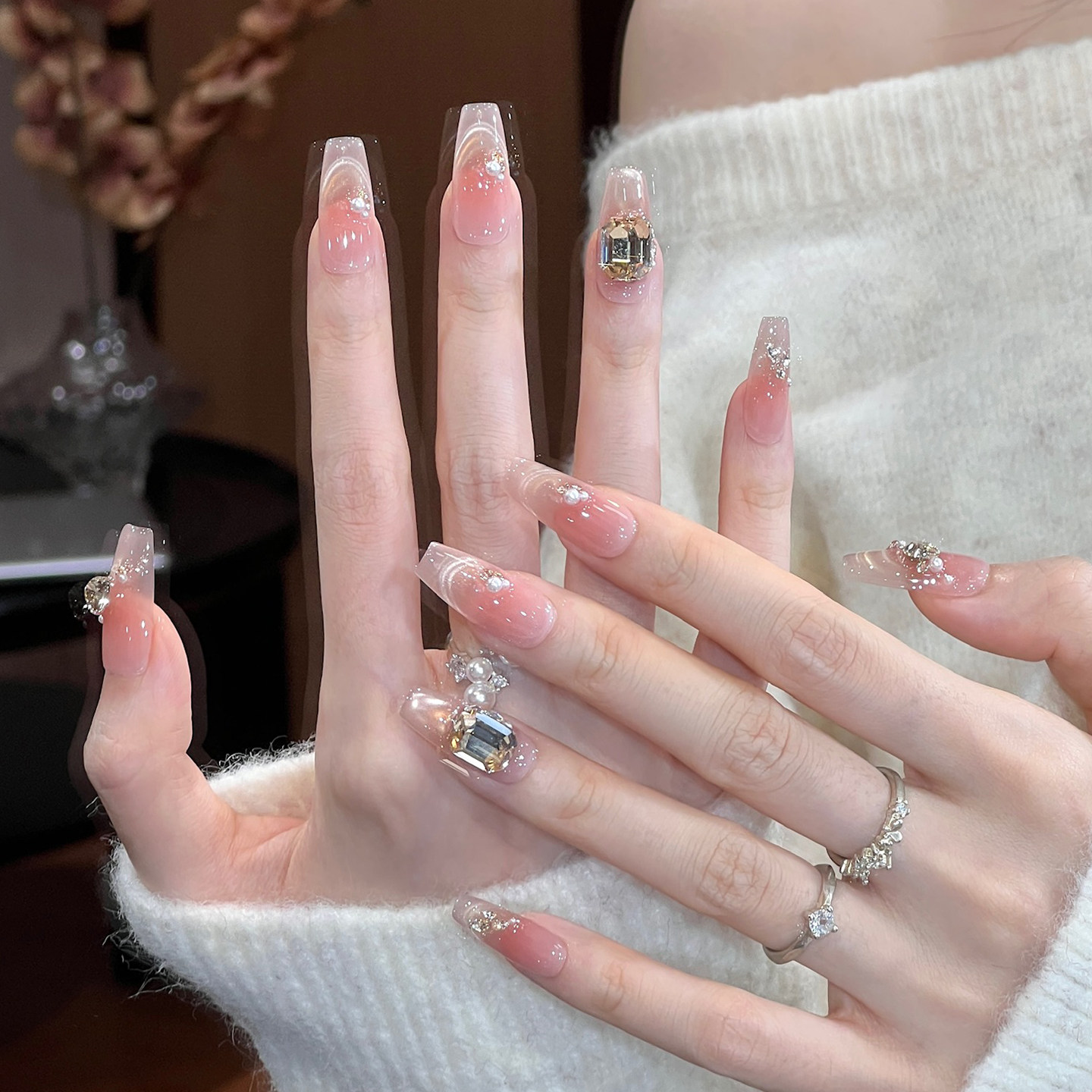 植兔美甲穿戴甲香槟裸色腮红碎钻猫眼爆闪黄皮显白高端法式美甲贴,彩妆/香水/美妆工具,穿戴甲/甲片,淘宝优惠券,粉丝福利购,淘宝优惠卷