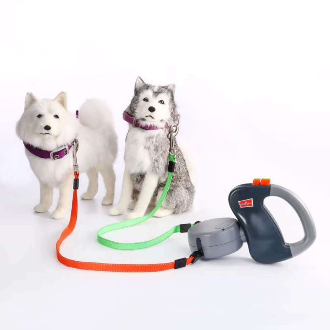 狗狗伸缩一拖二牵引绳 双向宠物牵引器 自动伸缩宠物用品