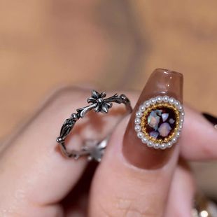 925银复古鸢尾花戒指新款做旧甜酷中古风高级感气质指环简约百搭