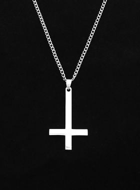 东黑三白不掉色 黑色倒逆十字架钛钢项链男女个性白金简约柳吊坠