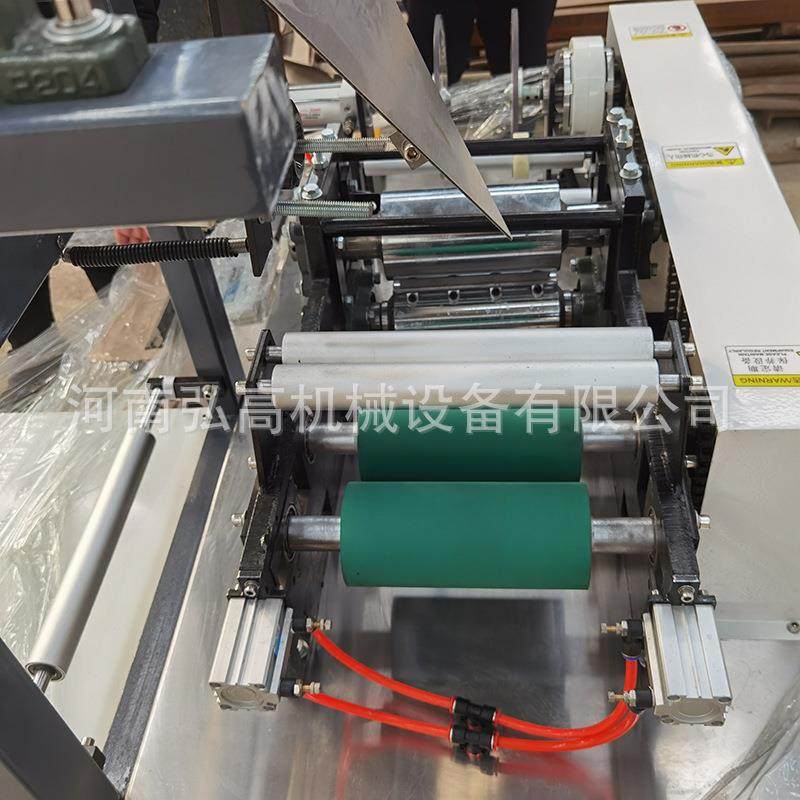 卷筒式洗脸巾机器一出一洁面棉柔巾机器设备一次性洗脸巾设备,纺织面料/辅料/配套,其他纺织机械,淘宝优惠券,粉丝福利购,淘宝优惠卷