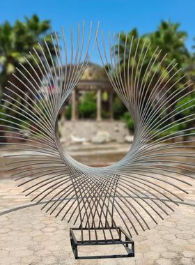 大型不锈钢抽象凤尾雕塑定制金属镂空创意翅膀装饰园林景观品水景