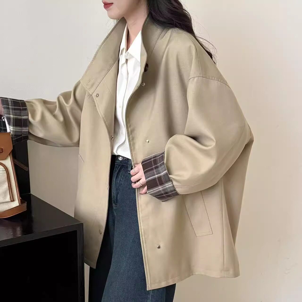 2026年秋季女经典风衣外套廓形显瘦宽松新款短款风衣诺丁山下撞色