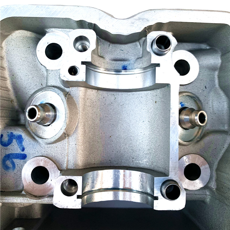 适用新海王星UA125T-A 天龙星 UA125T-3缸头摇臂架汽缸盖总成电喷