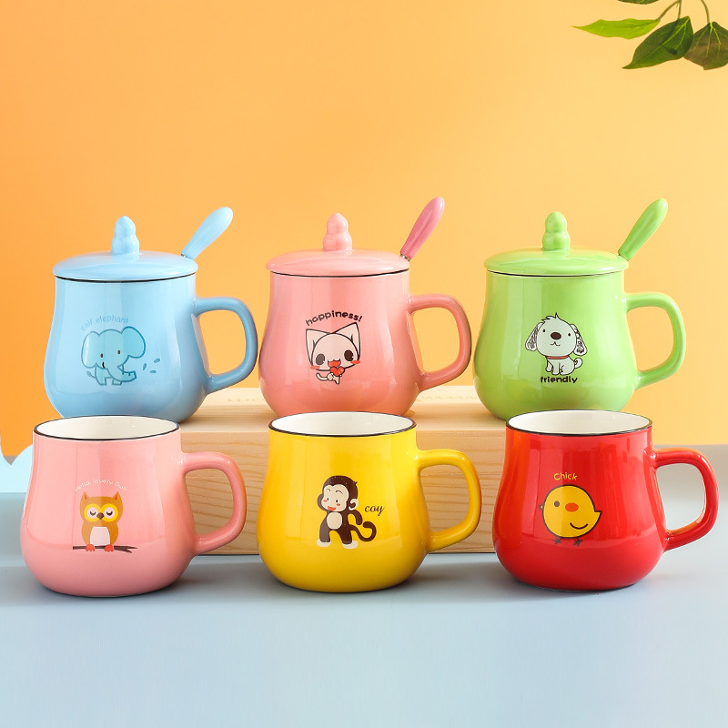 2022新款卡通杯简约办公室水杯子陶瓷马克杯情侣咖啡杯带盖子勺