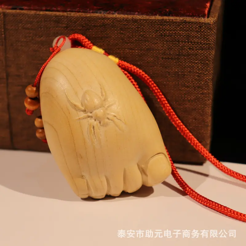 知足常乐桃木手把件木质雕刻