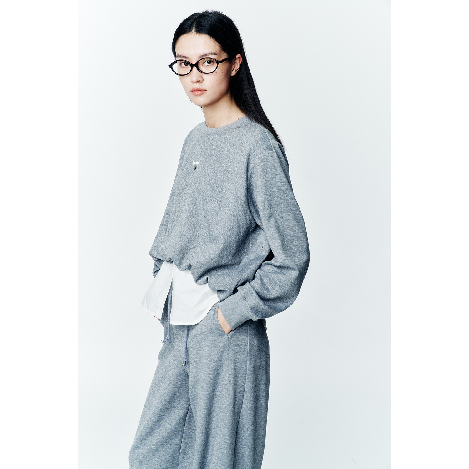 秋季时髦假两件拼接休闲百搭卫衣