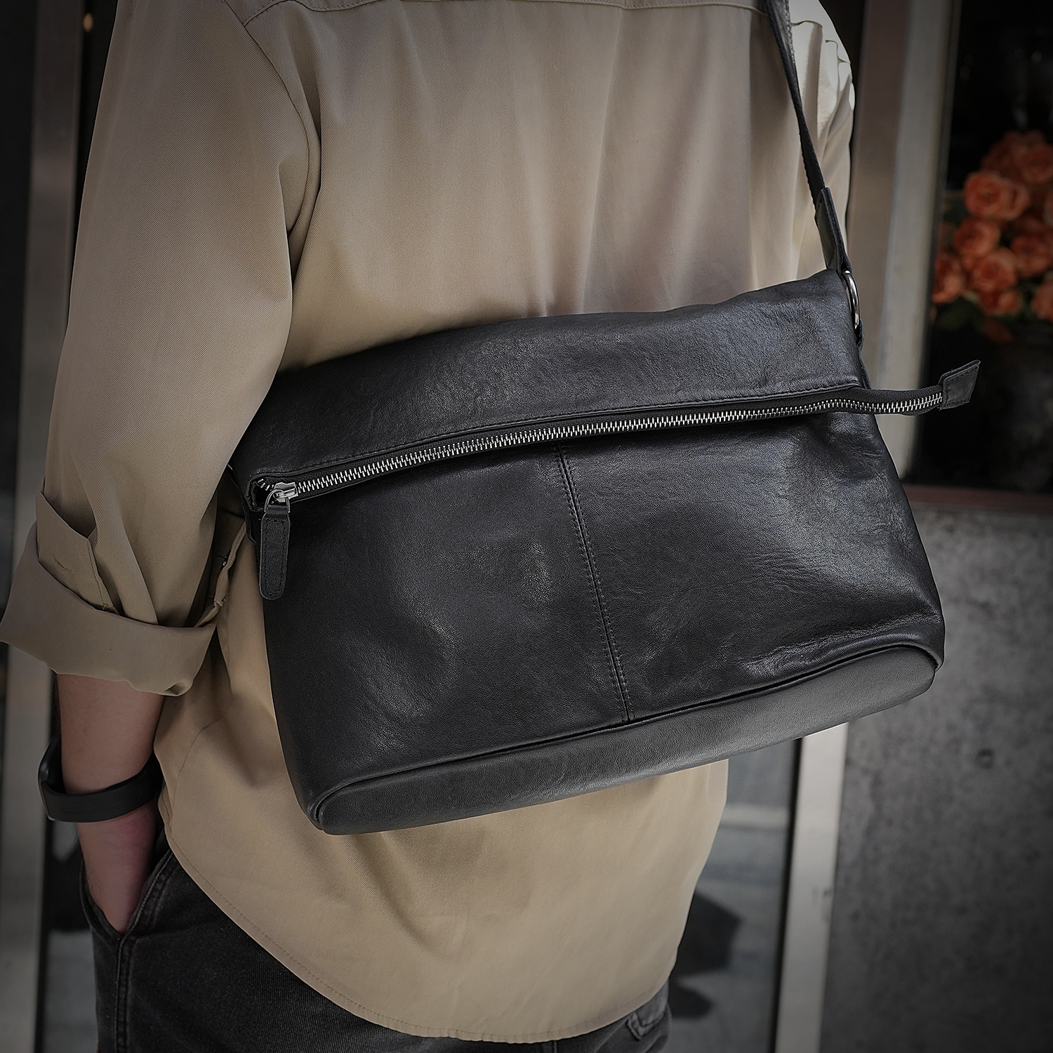 头层牛皮真皮斜挎包男士