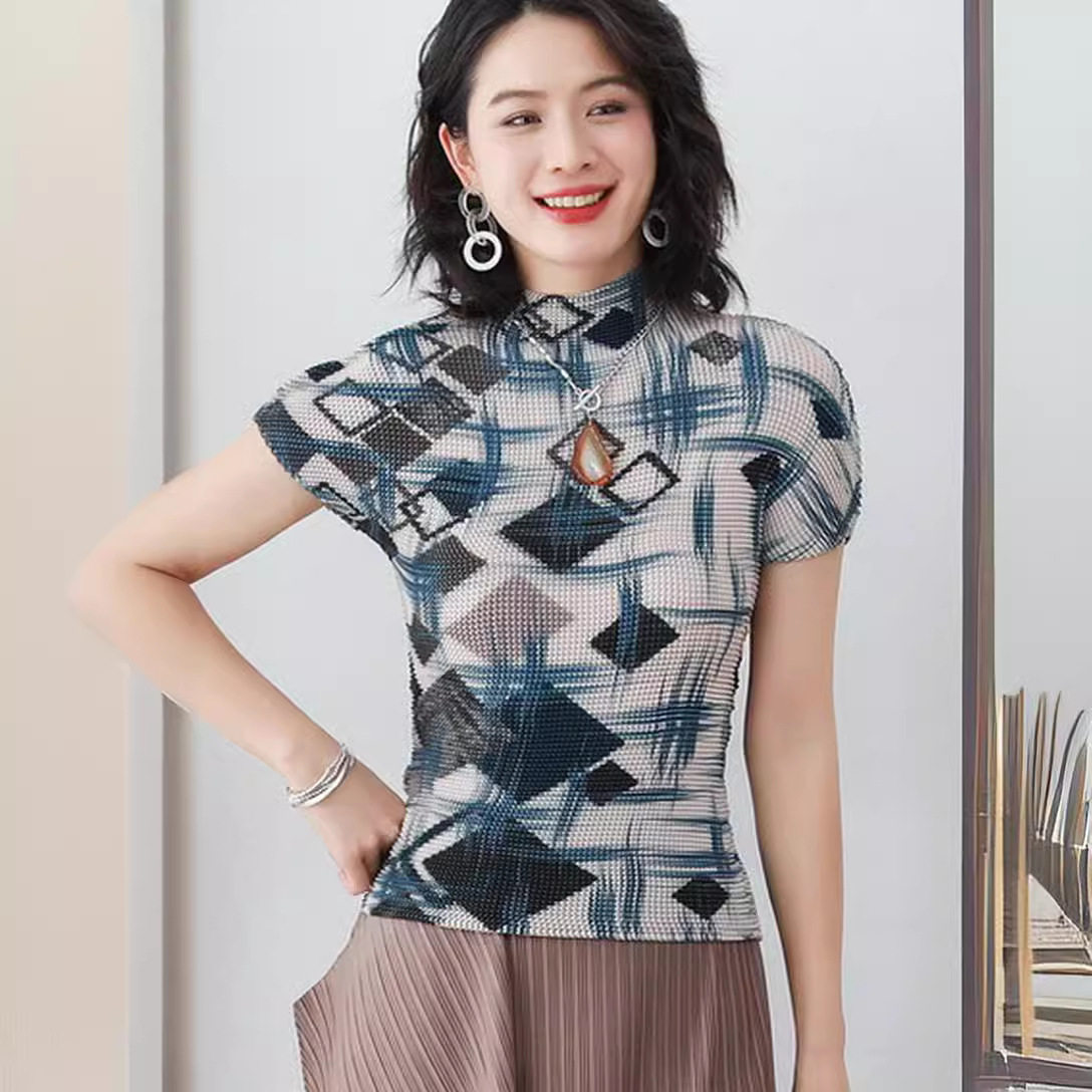 时尚印花短袖T恤女夏洋气百搭修身显瘦半高领玉米粒褶皱打底上衣