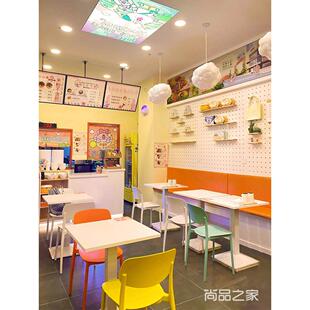 网红小吃店桌椅组合米粉面馆店专用椅子四喜路螺蛳粉店餐桌椅商用