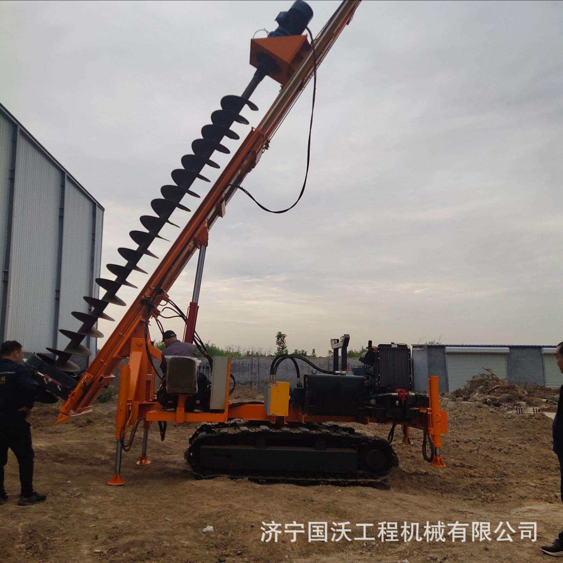 国沃重工履带式长螺旋打桩机CFG注浆8米15米地基打桩机混凝土钻机