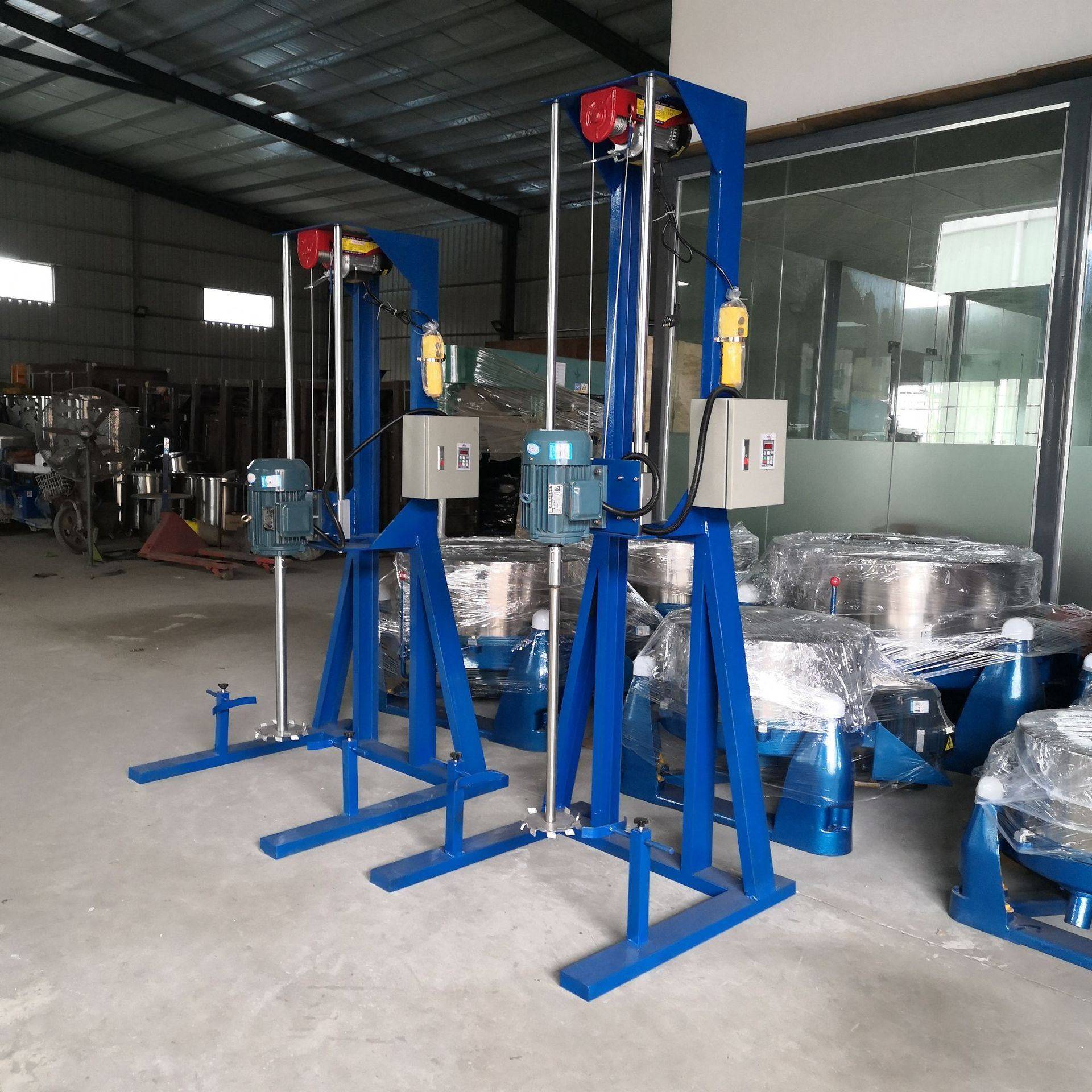 丹东液体混合高速搅拌桶 2.2kw不锈钢搅拌机 不锈钢高速分散机