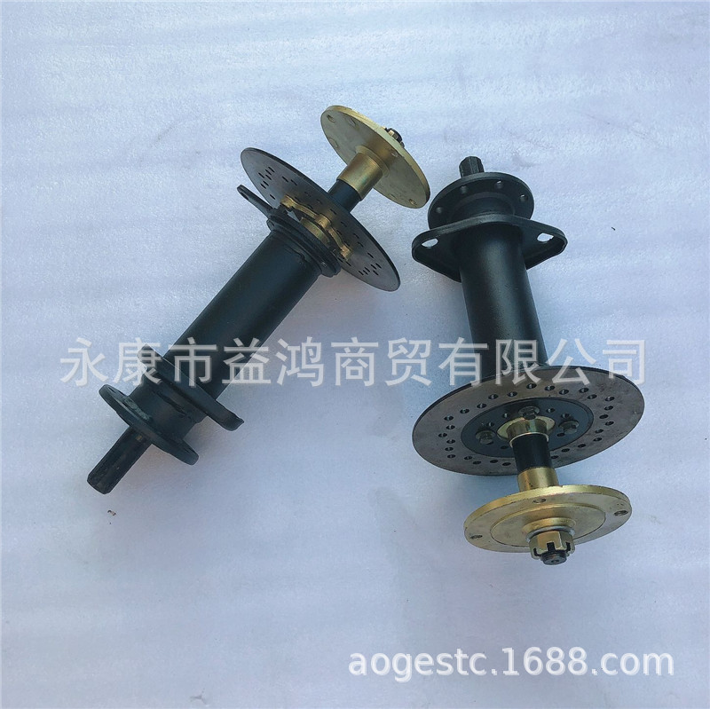 四轮摩托配件电动大牛沙滩车后桥半轴后轴带碟刹盘法兰座四孔