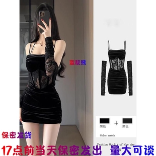 黑色蕾丝吊带气质连衣裙女秋冬季 新年穿搭纯欲性感辣妹包臀短裙子