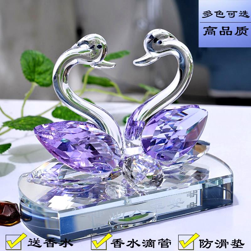 水晶天鹅汽车摆件 车饰品玻璃工艺品摆饰琉璃摆件 粉天鹅结婚礼物