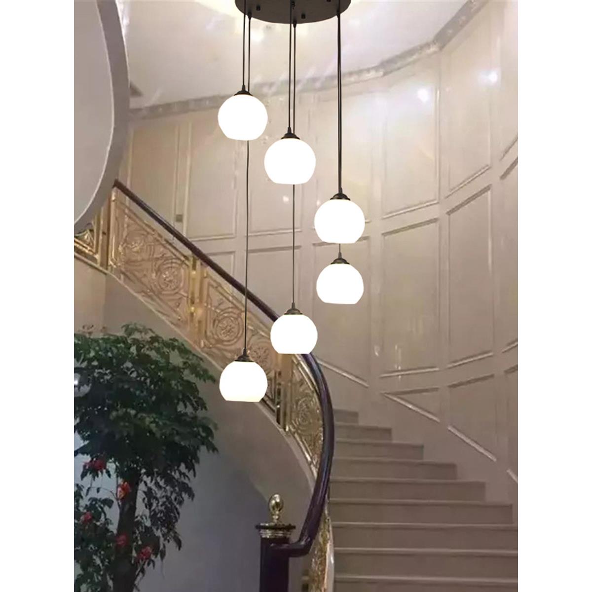 楼梯吊灯斯堪的纳维亚现代覆式公寓房子客厅餐厅楼梯间铁旋转楼梯