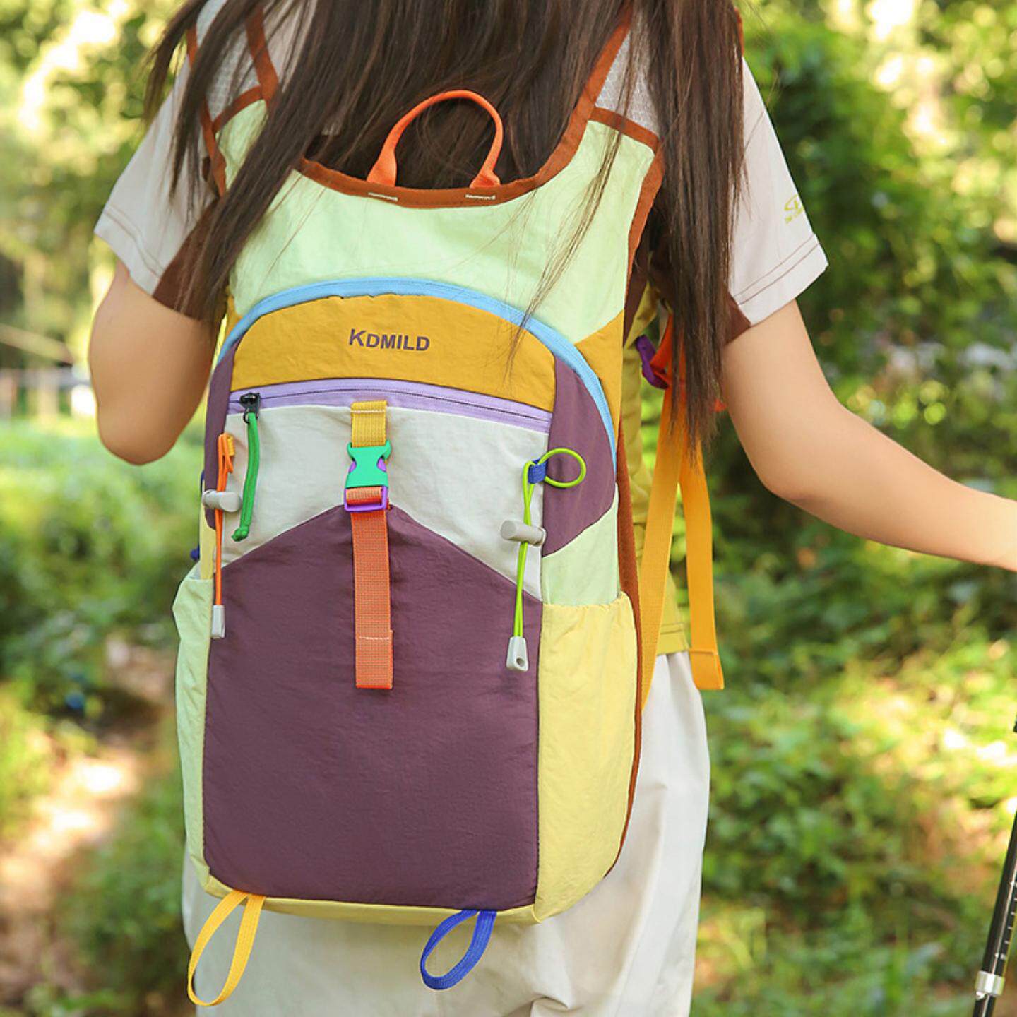 新款旅行包大容量双肩包男女户外登山包休闲健身包多功能骑行包