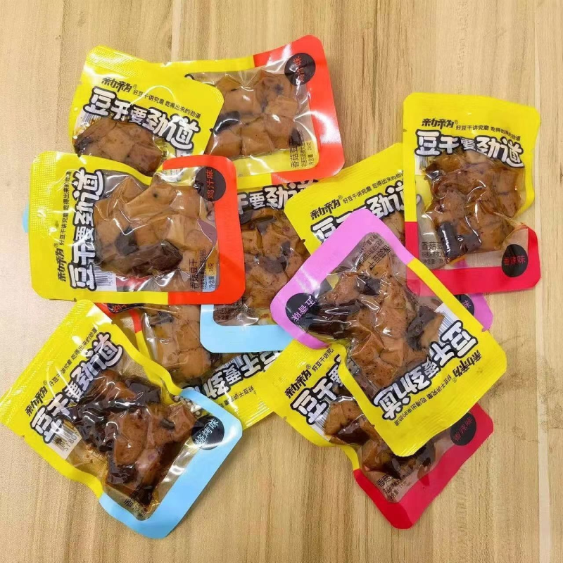 亲力亲为香菇豆干小包混装香辣烧烤五香鸡汁泡椒追剧休闲办公零食