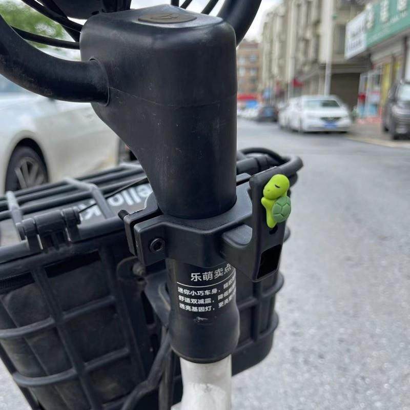 新款电动车挂钩踏板摩托电瓶滑板单车自行车挂物钩锁扣改装零配件