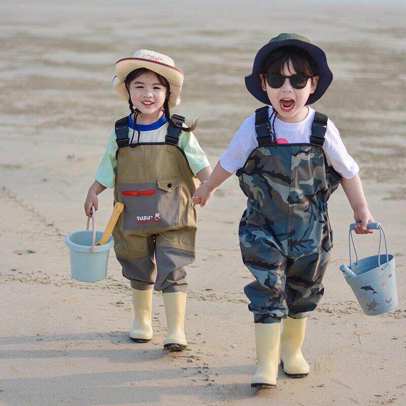 赶海装备儿童玩水服涉水防水裤幼儿园沙滩摸鱼抱婴袋连身雨鞋下水