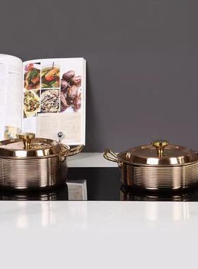 CRC LIVING现代样板房间厨房饰品橱柜砧板不锈钢锅具煎锅汤锅组合