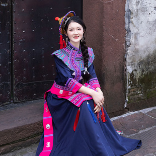 广西少数民族传统服饰旅拍民族演出毛南族成人服装女表演服花竹帽