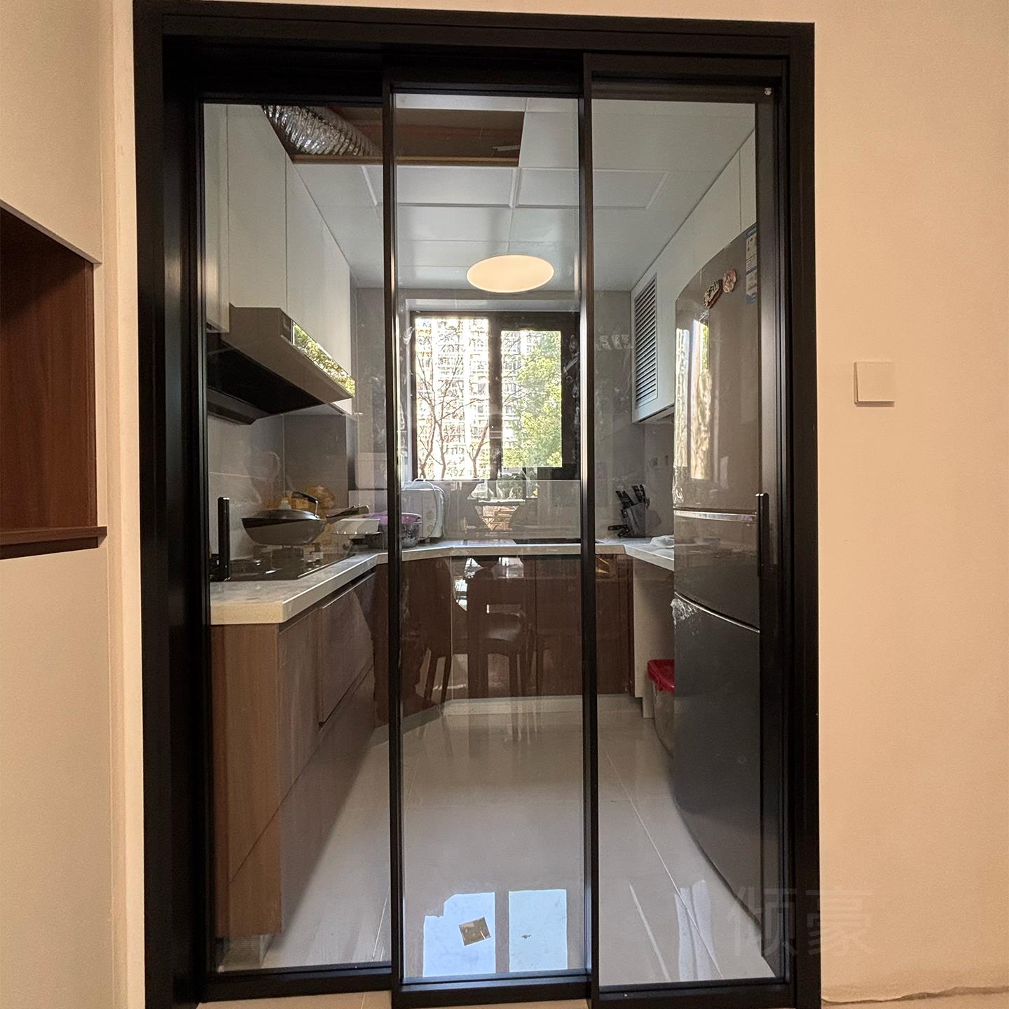 上海厨房钢化玻璃吊轮拉门完美系统极简三联动阳台客厅隔间移门