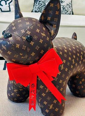 法斗狗凳网红大型装饰品落地摆件新家暖居客厅沙发凳子轻奢高级感