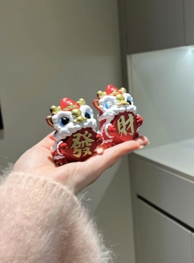 国潮醒狮摆件玄关客厅新中式新年招财红色喜庆麒麟装饰乔迁礼物