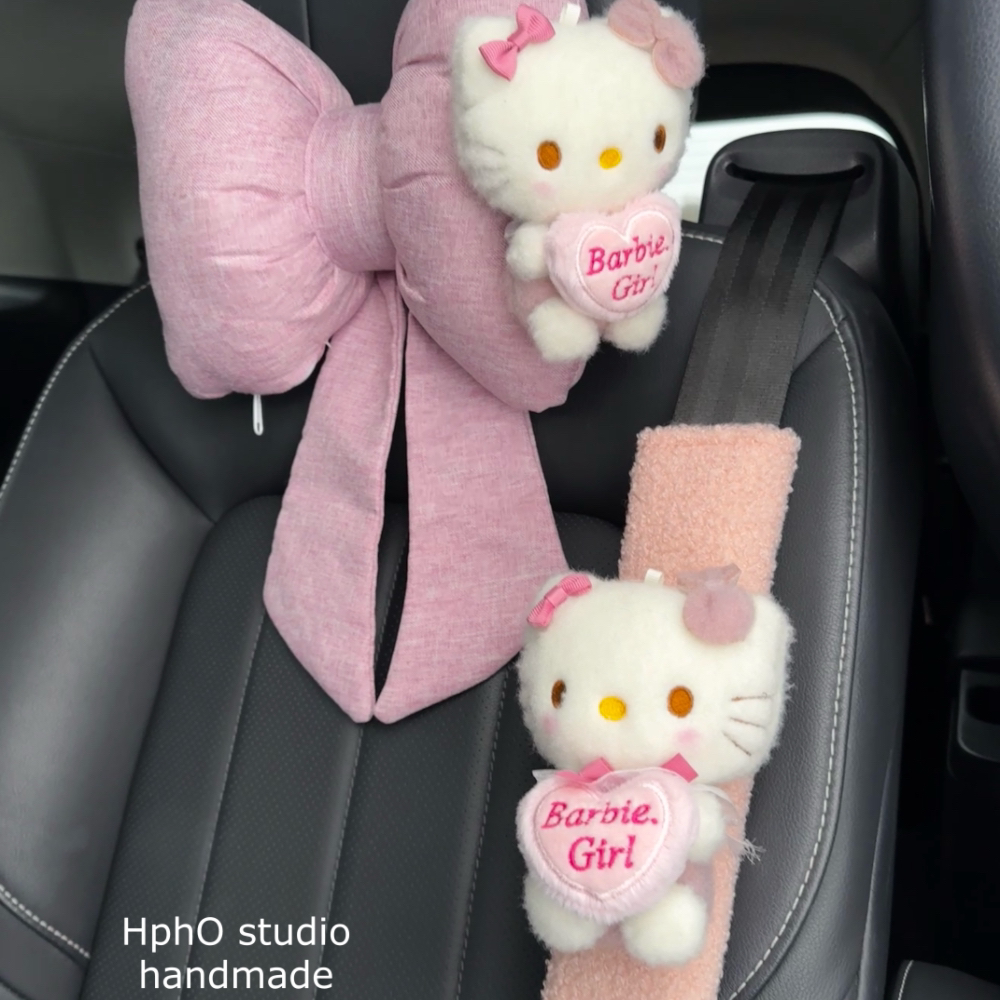 可爱helloKitty蝴蝶结头枕车载靠枕汽车内用护颈枕卡通装饰品摆件
