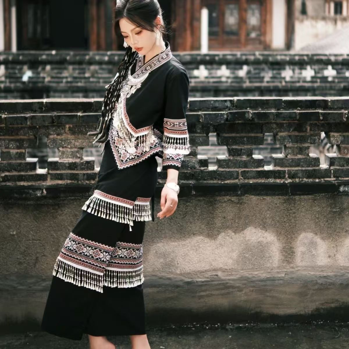 新款贵州少数民族少女苗疆旅拍服