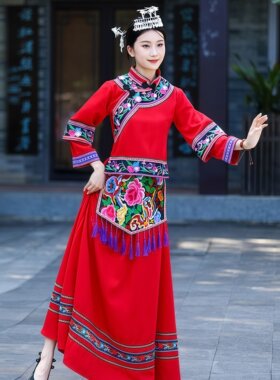 夏季刺绣红色苗族土家族演出长裙
