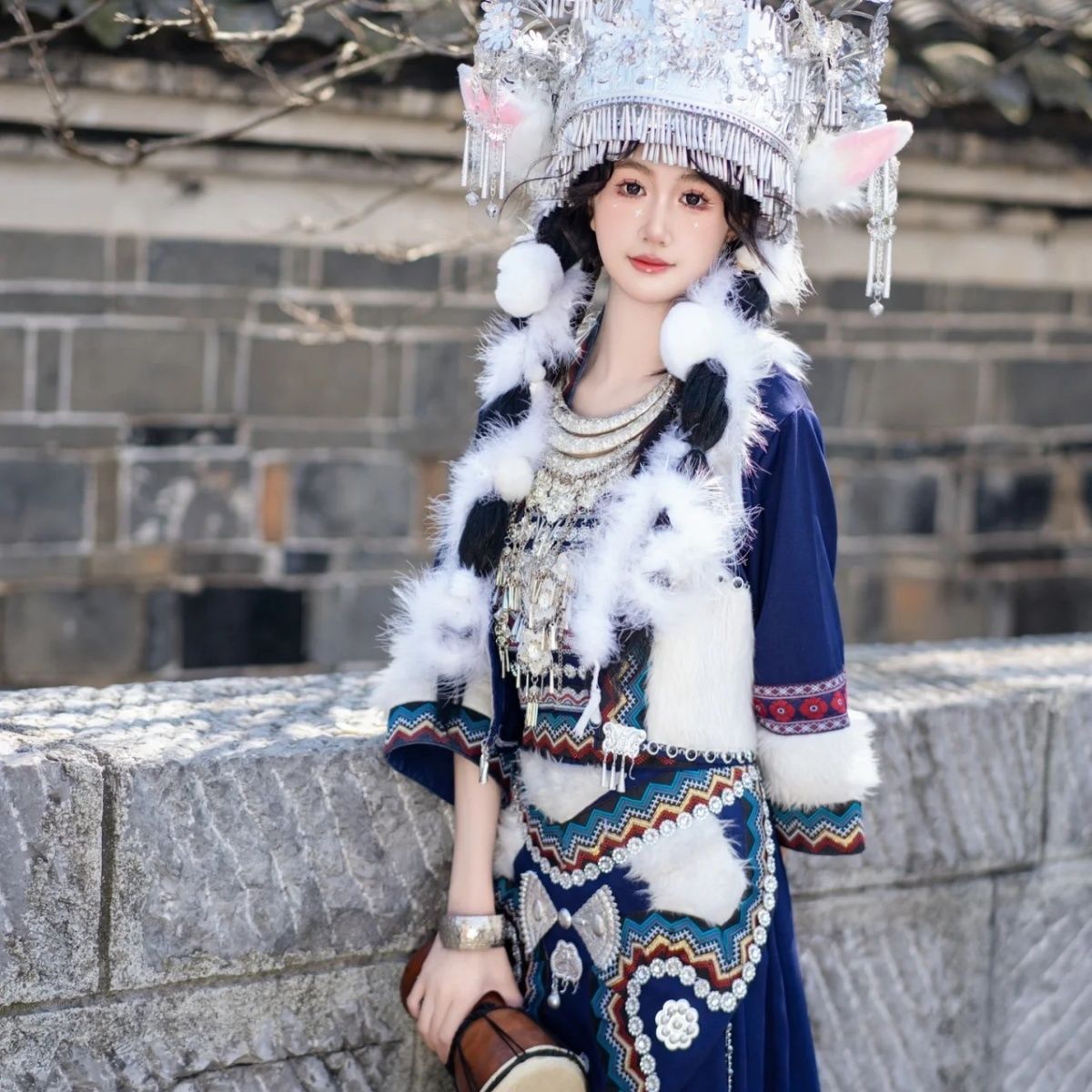 藏族旅拍清新少女特色民族服装