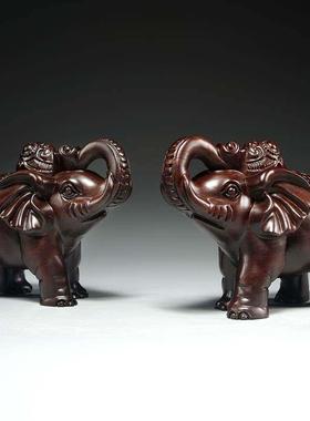 采购产品乌木雕刻大象饰品，一对家庭入口店木制大象装饰工艺品，