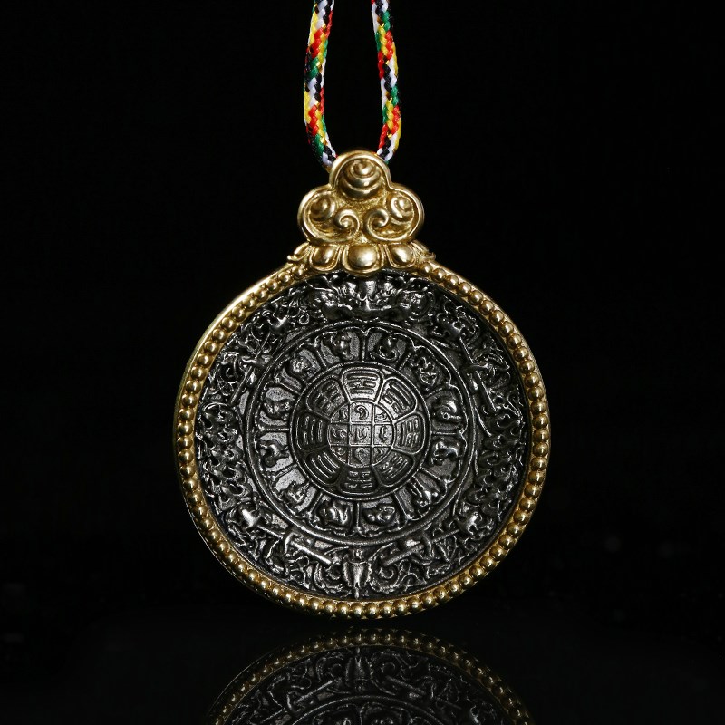 黄铜藏式十二生肖九宫八卦牌吊坠白铜腰牌配饰情侣挂件随身佛项链