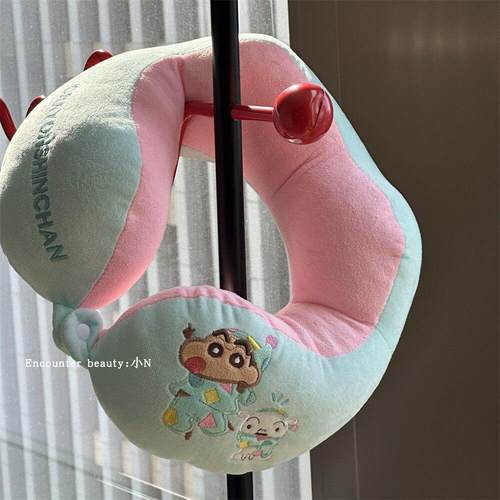 蜡笔小新高弹助眠U型枕护颈午睡枕颈椎枕办公室出差休息枕PP棉枕