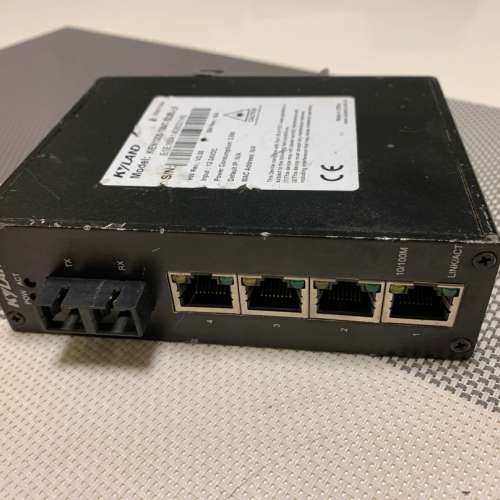 {议价}东土工业交换机KIEN1005-1M4T，只有一台，裸机不带