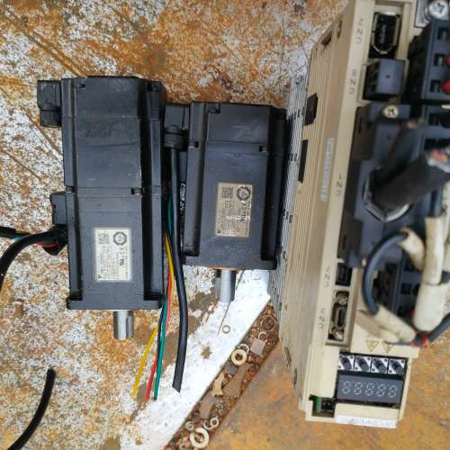 {议价}安川伺服驱动器sgdv-2r8a01B+安川伺服电机SGMJ