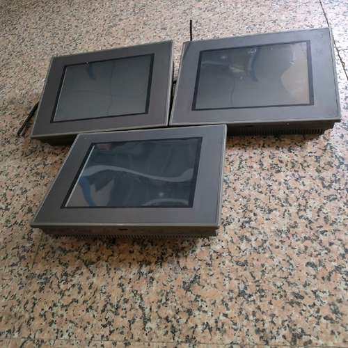 {议价}昆仑触摸屏TPC105HC     有三个