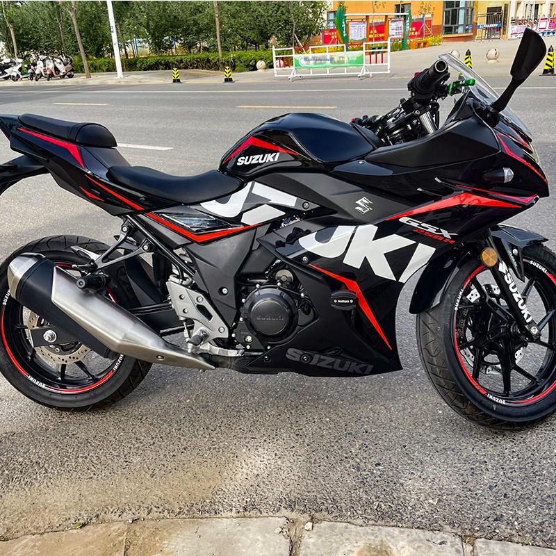 适用于铃木Gsx250R贴花汽车贴纸摩托车改装拉花防水反光贴纸身体