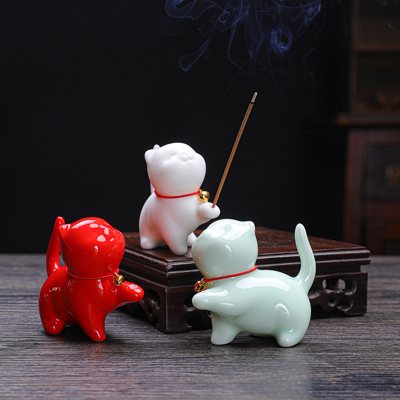 可爱小猫咪陶瓷香薰炉摆件软萌治愈小茶宠笔架家用室内线香插香座