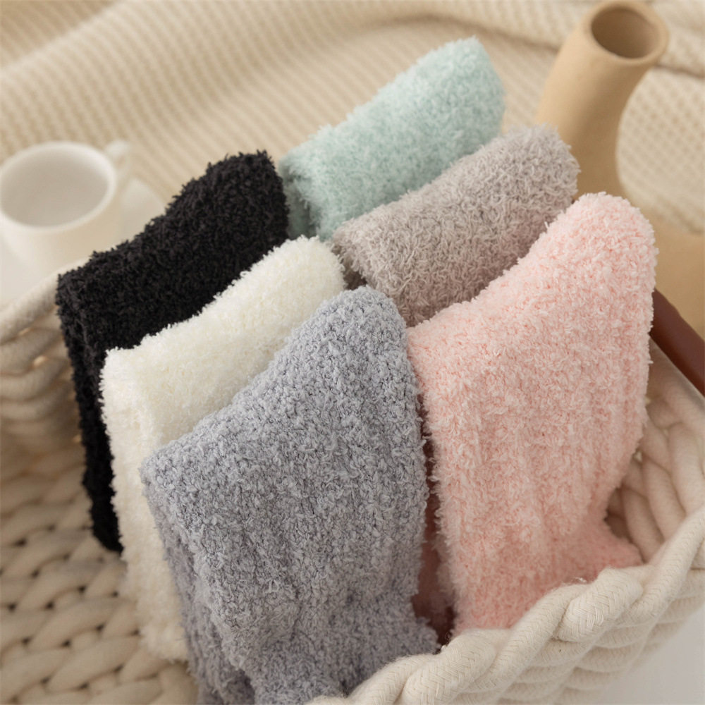 6双装麻花珊瑚绒袜子女秋冬日系白色保暖地板毛茸茸家居袜潮