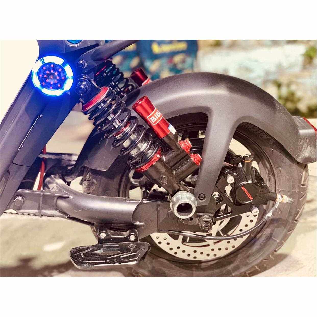 电动摩托车碟刹直推上泵改装配件通用液压刹车螃蟹活塞卡钳